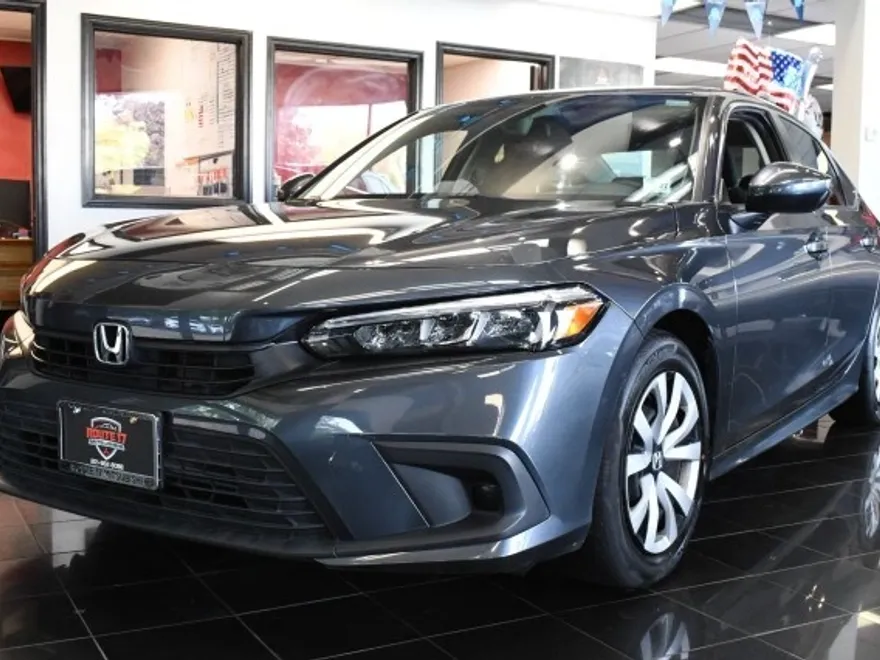2022 Honda Civic LX photo 1