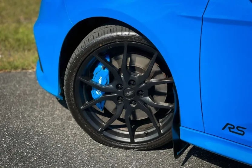 2017 Ford Focus RS photo 1
