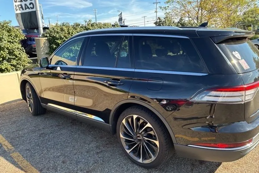 2020 Lincoln Aviator Reserve photo 1