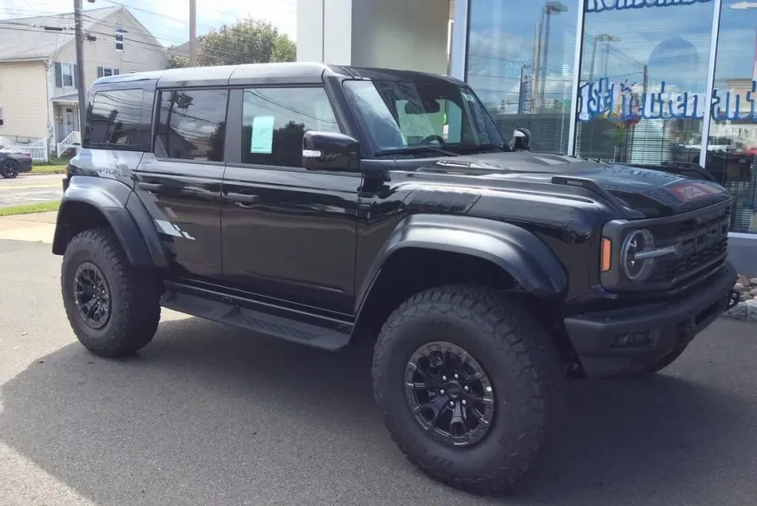2025 Ford Bronco Raptor photo 1
