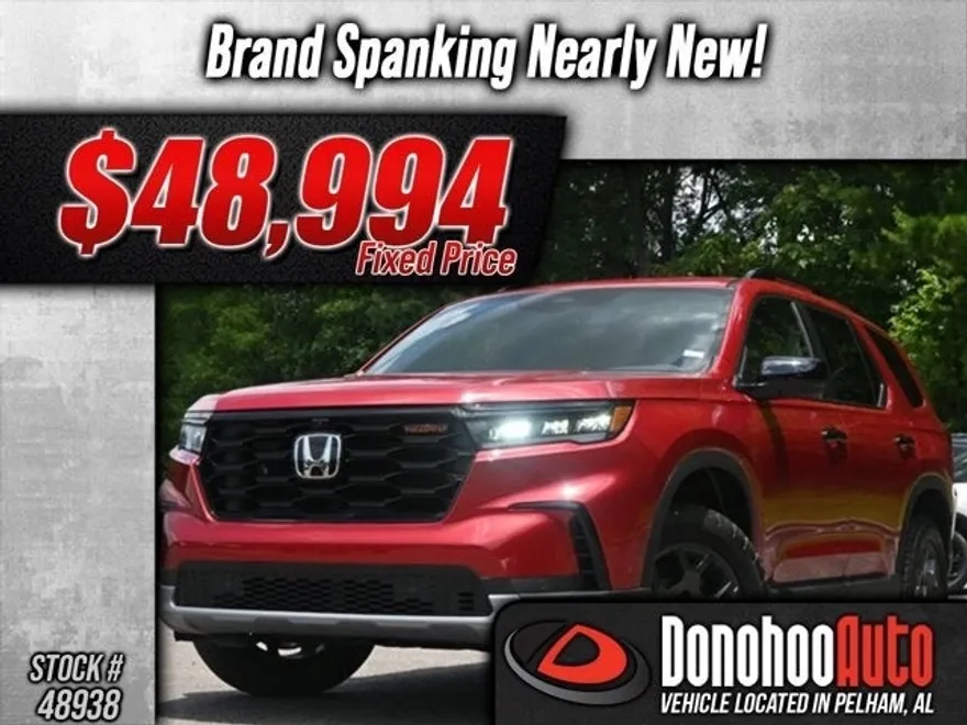 2025 Honda Pilot TrailSport photo 1