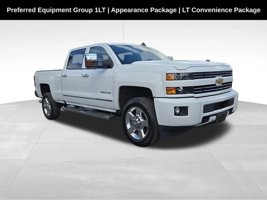 2019 Chevrolet Silverado 2500HD LT photo 1