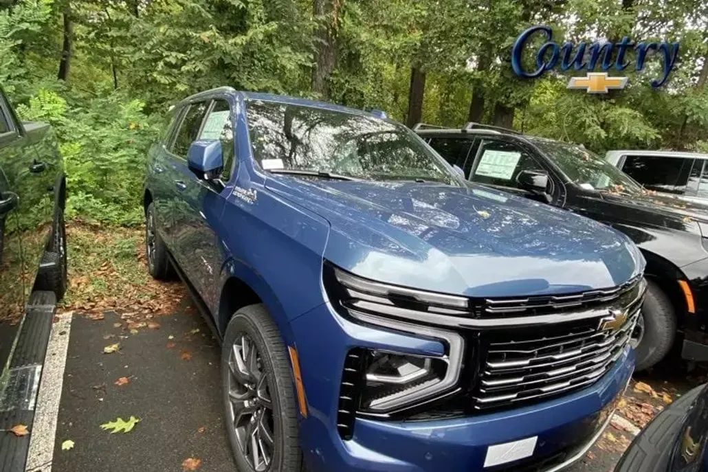 2026 Chevrolet Tahoe High Country photo 1