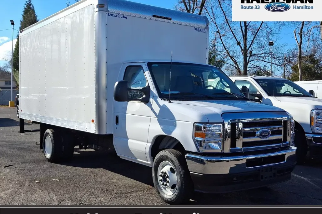 2025 Ford E-350 Base photo 1