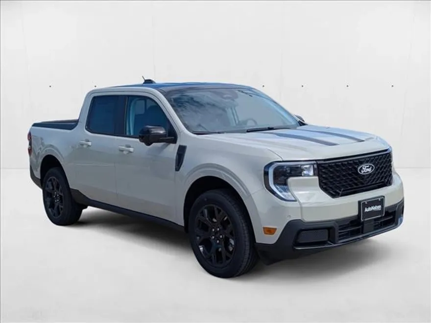 2025 Ford Maverick Lariat photo 1