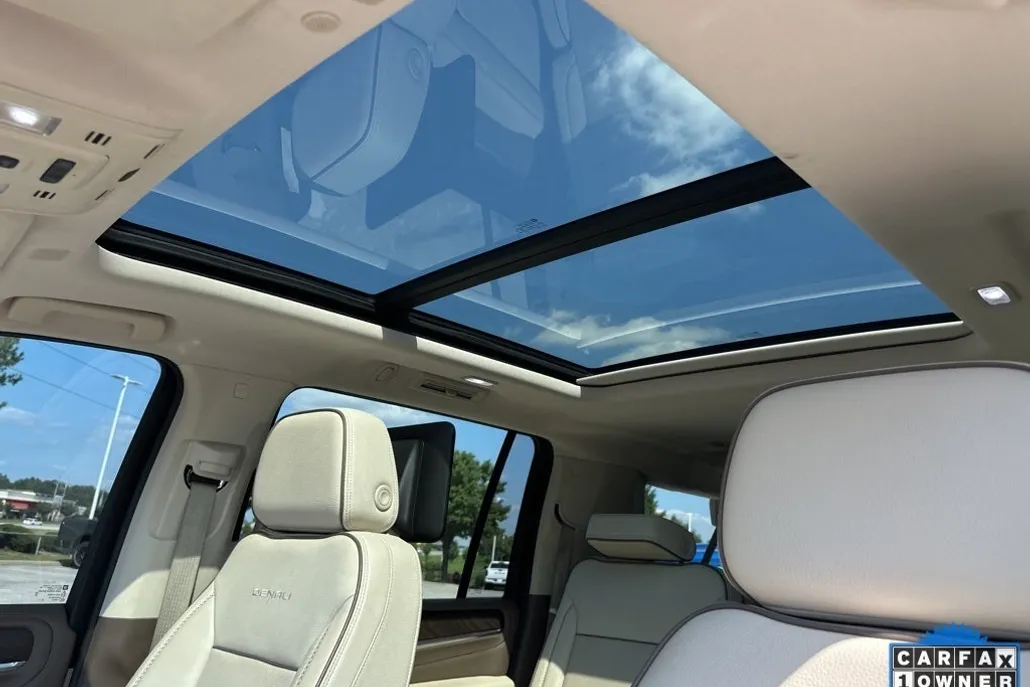 2021 Gmc Yukon XL Denali photo 1