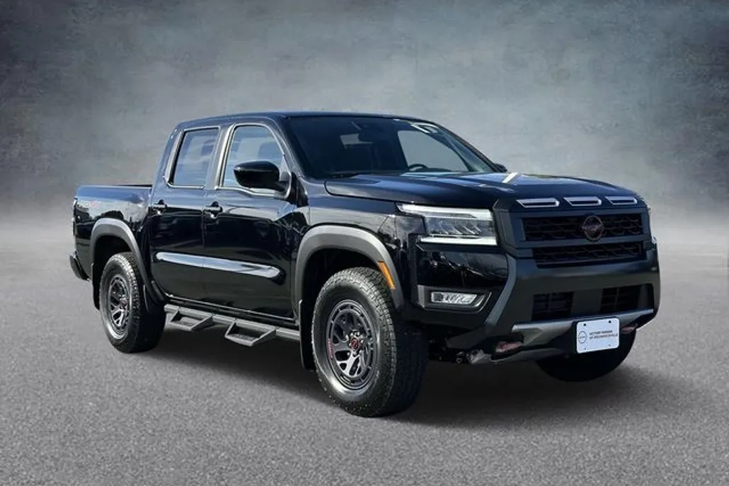 2025 Nissan Frontier PRO-4X photo 1