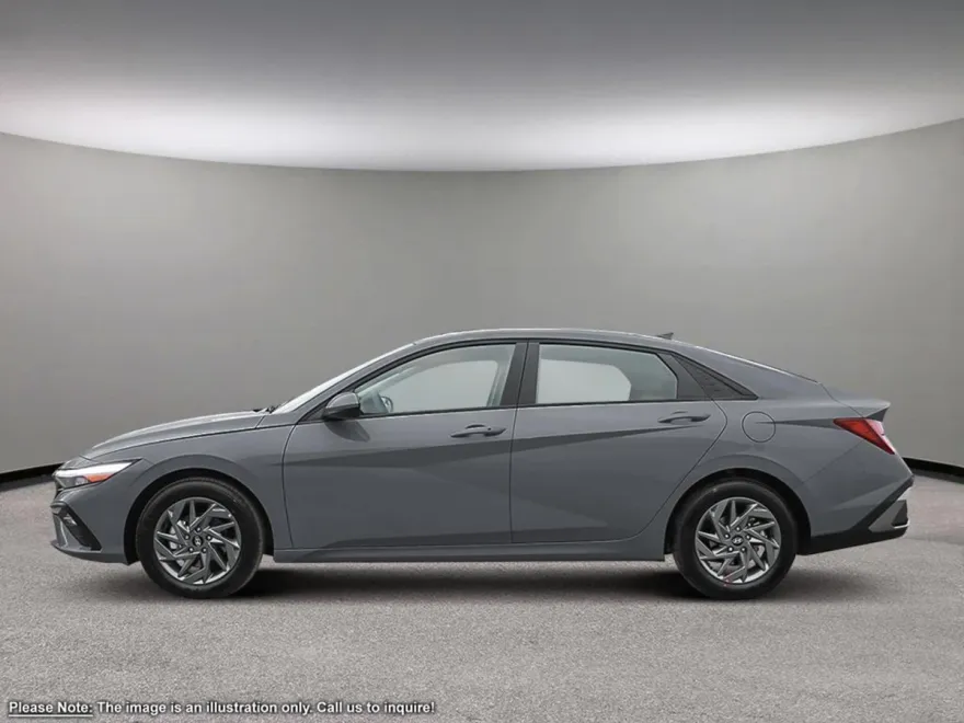 2025 Hyundai Elantra SEL Sport photo 1