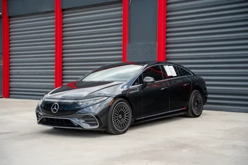 2022 Mercedes Benz EQS Sedan 450 photo 1