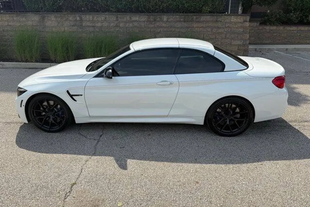 2018 Bmw M4 Convertible photo 1