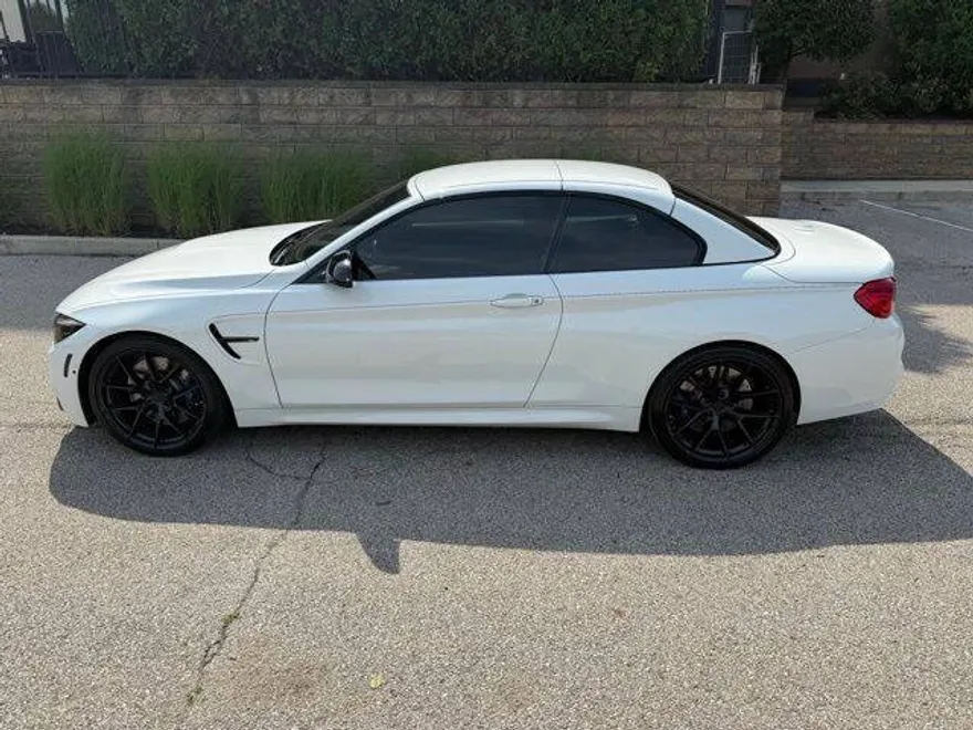 2018 Bmw M4 Convertible photo 1