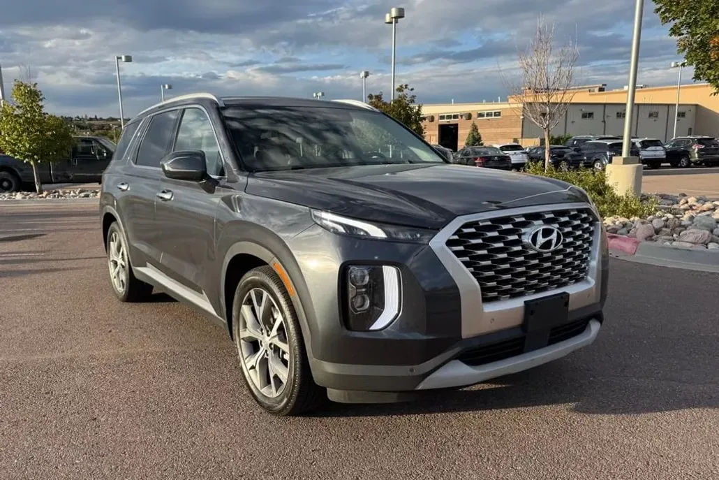 2022 Hyundai Palisade SEL photo 1