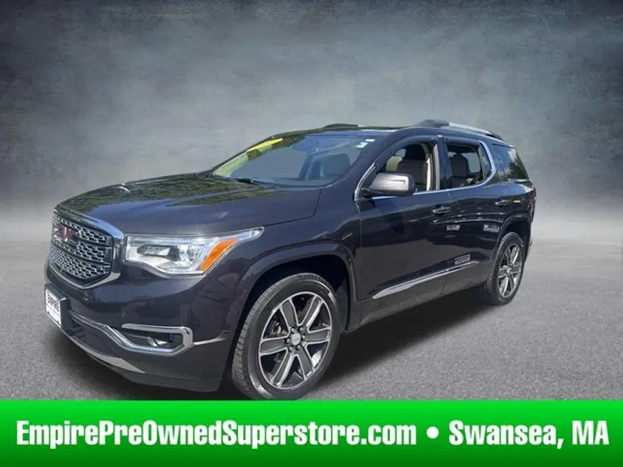 2017 Gmc Acadia Denali photo 1