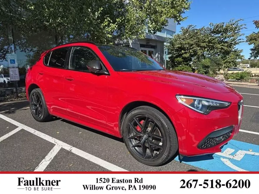 2020 Alfa Romeo Stelvio Ti Sport photo 1