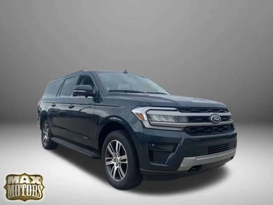 2024 Ford Expedition MAX XLT photo 1