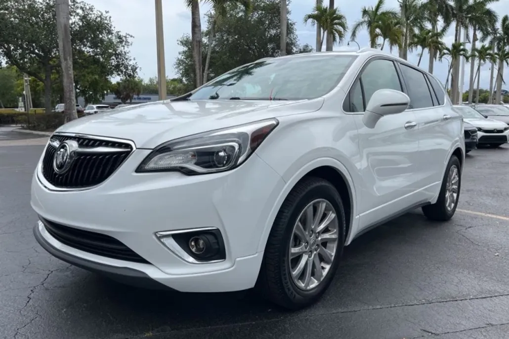 2019 Buick Envision Essence photo 1