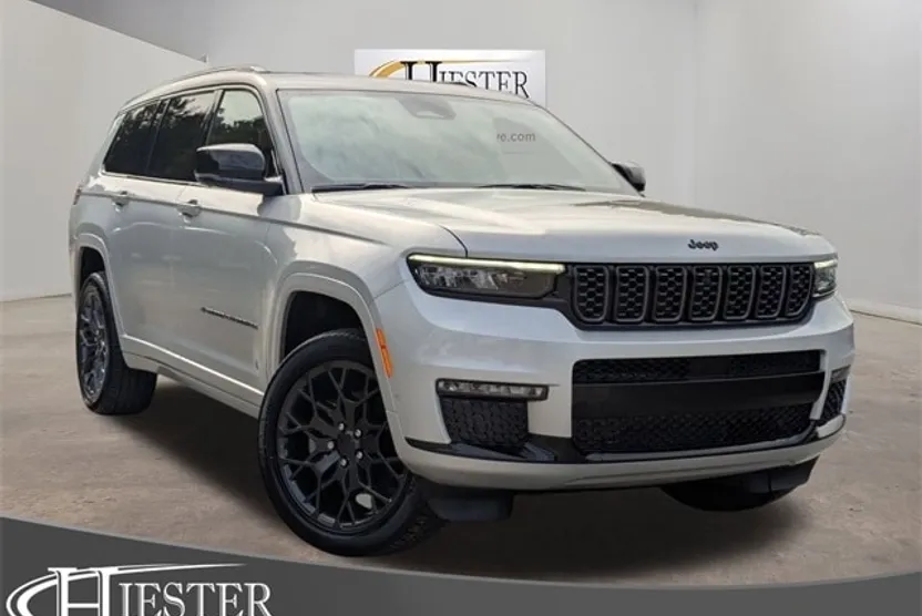 2025 Jeep Grand Cherokee L Summit Reserve photo 1