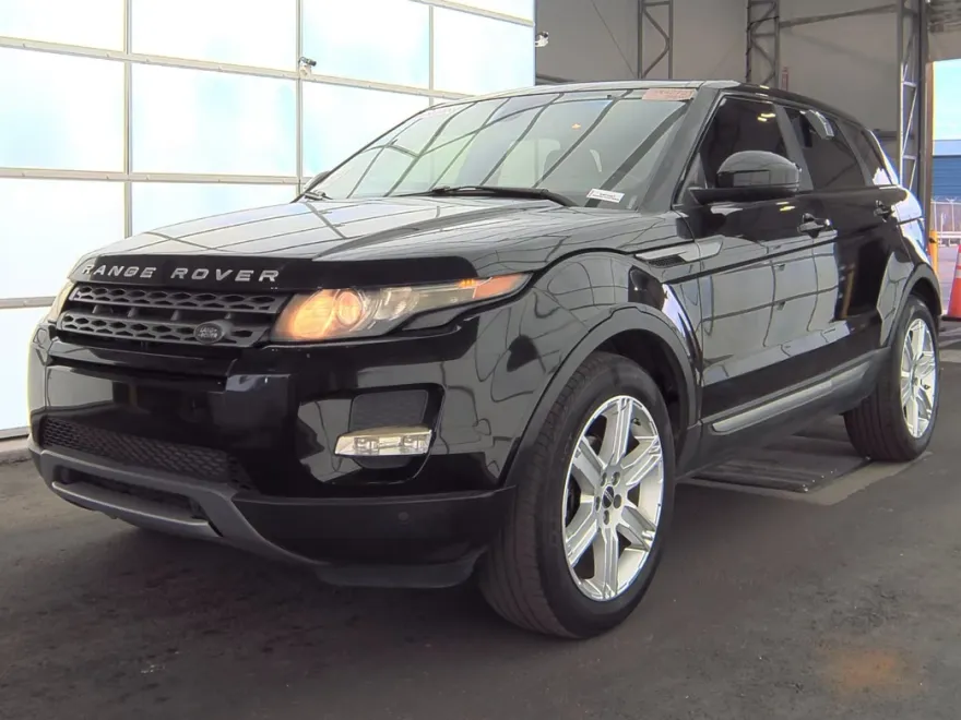 2015 Land Rover Range Rover Evoque Pure Plus photo 1