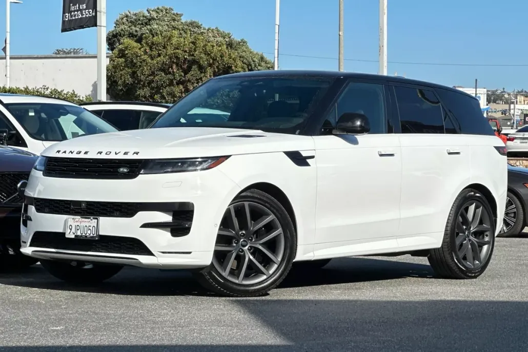 2024 Land Rover Range Rover Sport SE photo 1