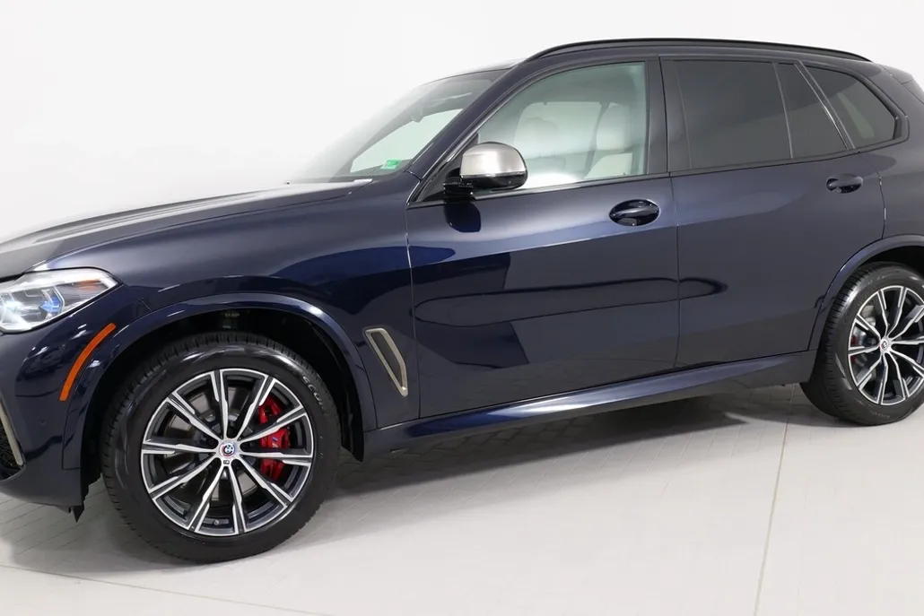 2023 Bmw X5 M50i photo 1