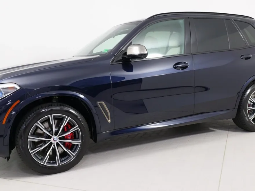 2023 Bmw X5 M50i photo 1