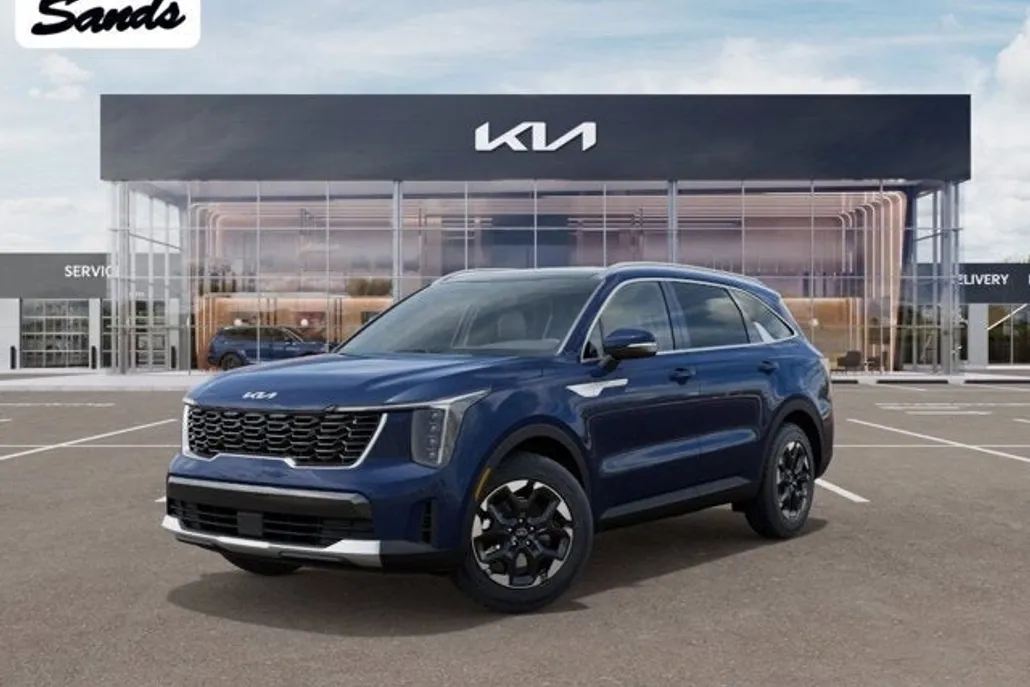 2025 Kia Sorento S photo 1
