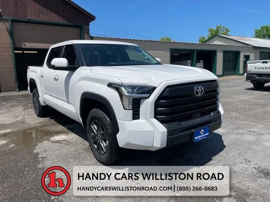 2024 Toyota Tundra SR5 photo 1
