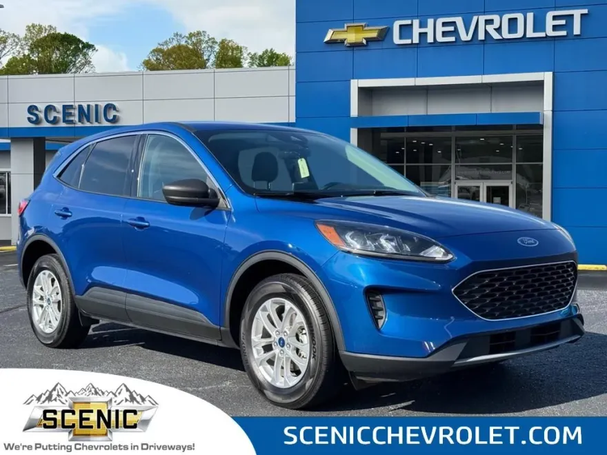 2022 Ford Escape Hybrid SE photo 1