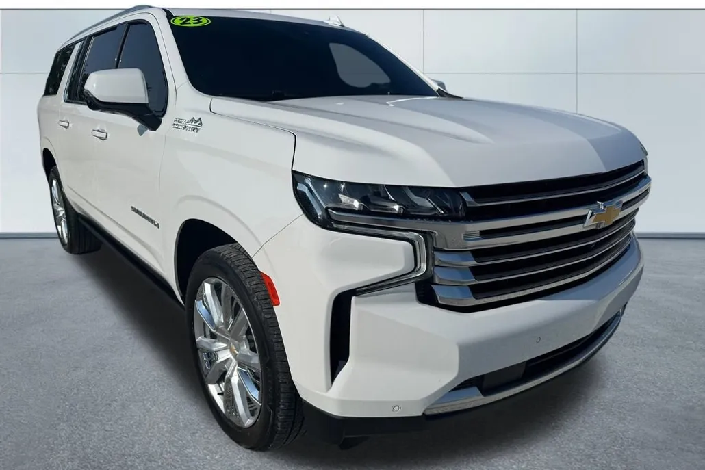 2023 Chevrolet Suburban High Country photo 1