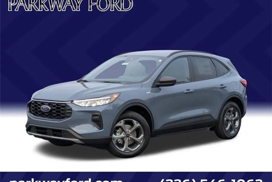 2025 Ford Escape ST-Line photo 1