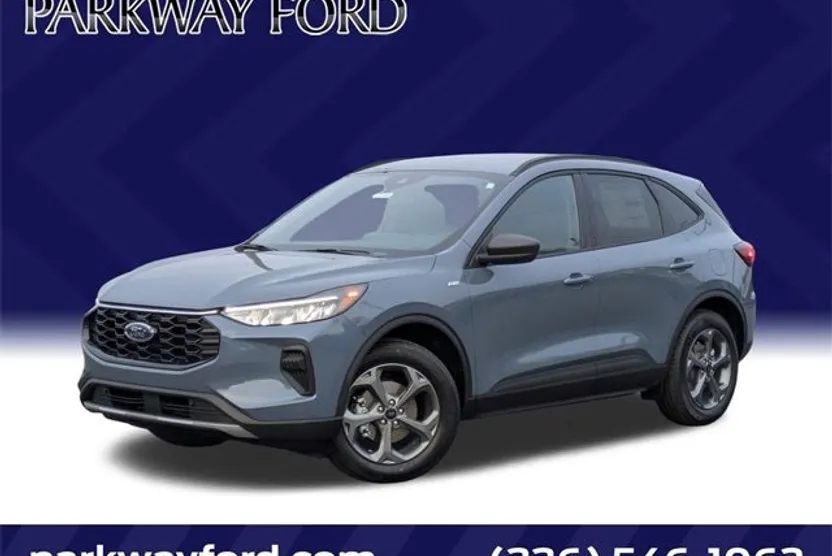2025 Ford Escape ST-Line photo 1