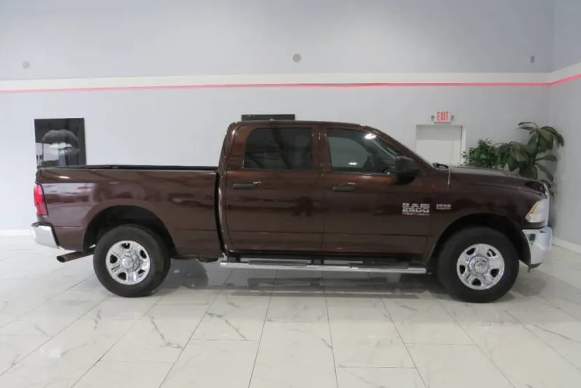 2014 Ram 2500 Tradesman photo 1