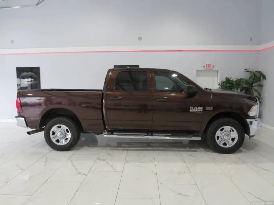 2014 Ram 2500 Tradesman photo 1