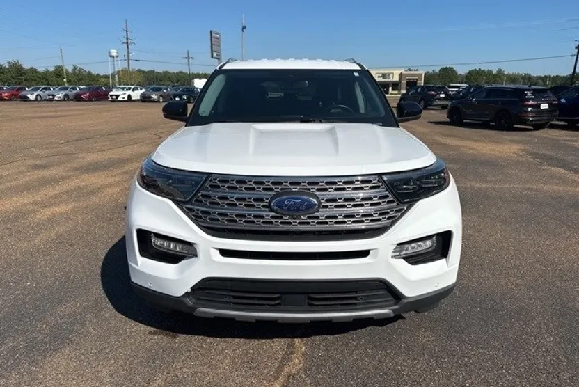 2022 Ford Explorer Limited photo 1