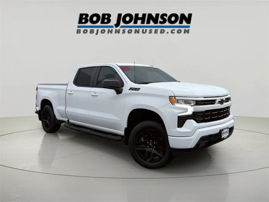 2023 Chevrolet Silverado 1500 RST photo 1