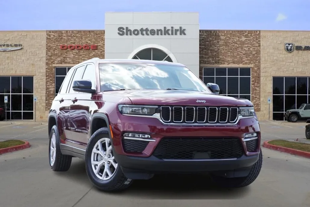 2022 Jeep Grand Cherokee Limited photo 1
