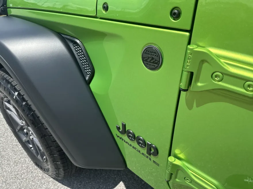 2025 Jeep Wrangler Sport S photo 1