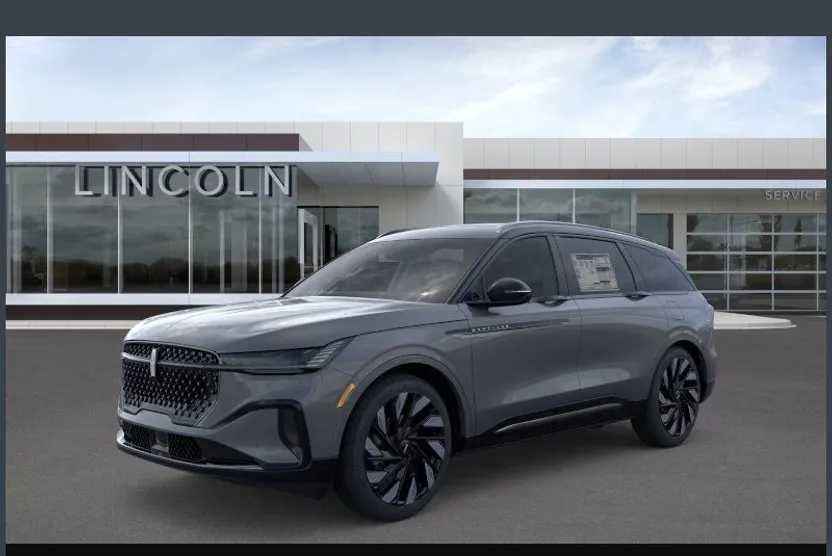 2025 Lincoln Nautilus Reserve photo 1