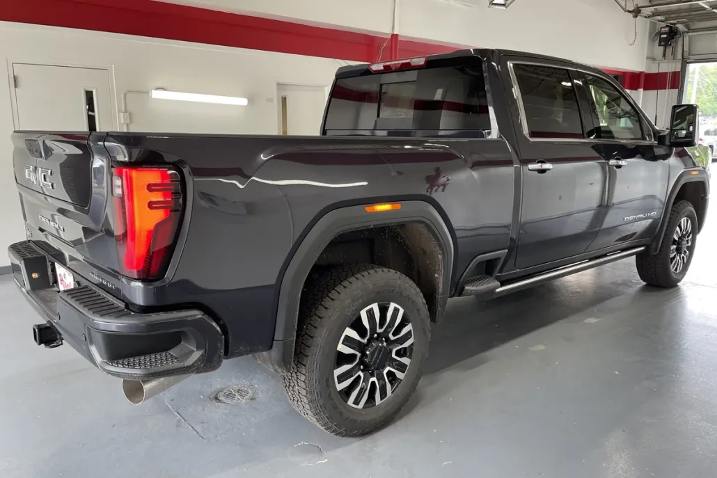 2025 Gmc Sierra 2500 HD Denali Ultimate photo 1