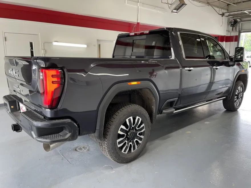 2025 Gmc Sierra 2500 HD Denali Ultimate photo 1