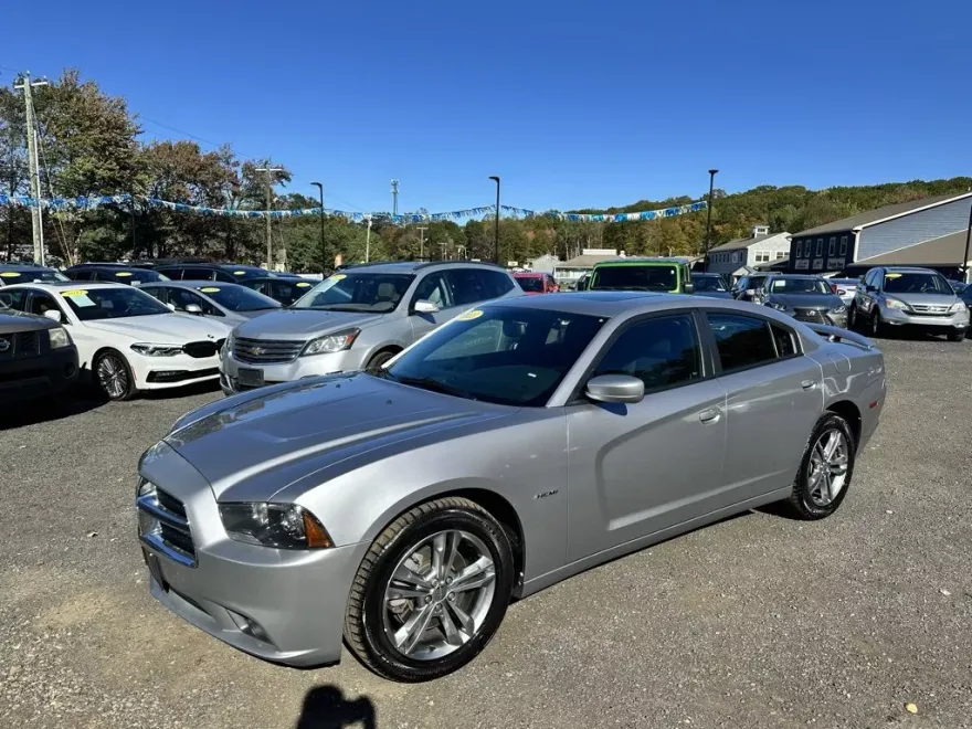 2013 Dodge Charger R/T photo 1