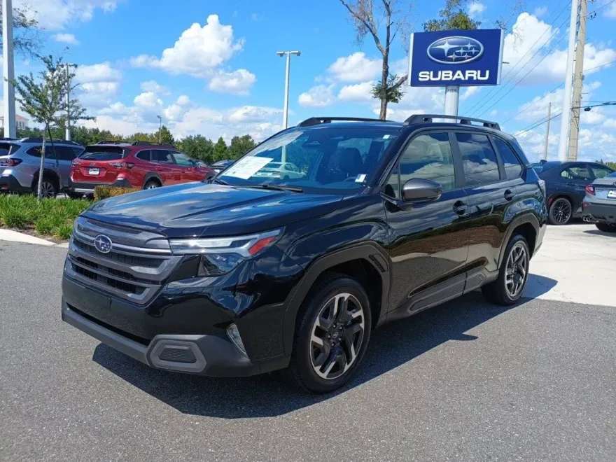 2025 Subaru Forester Limited photo 1