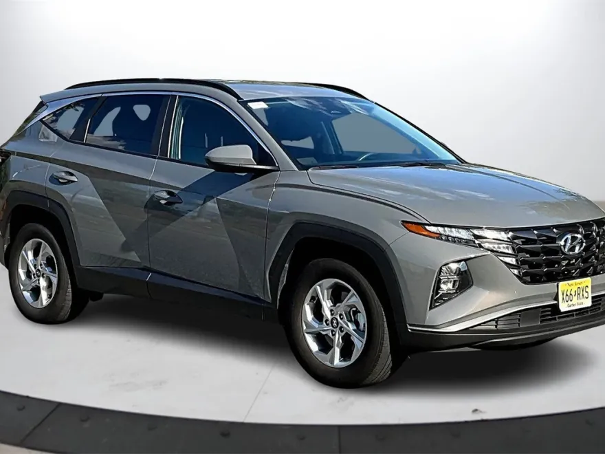 2024 Hyundai Tucson SEL photo 1