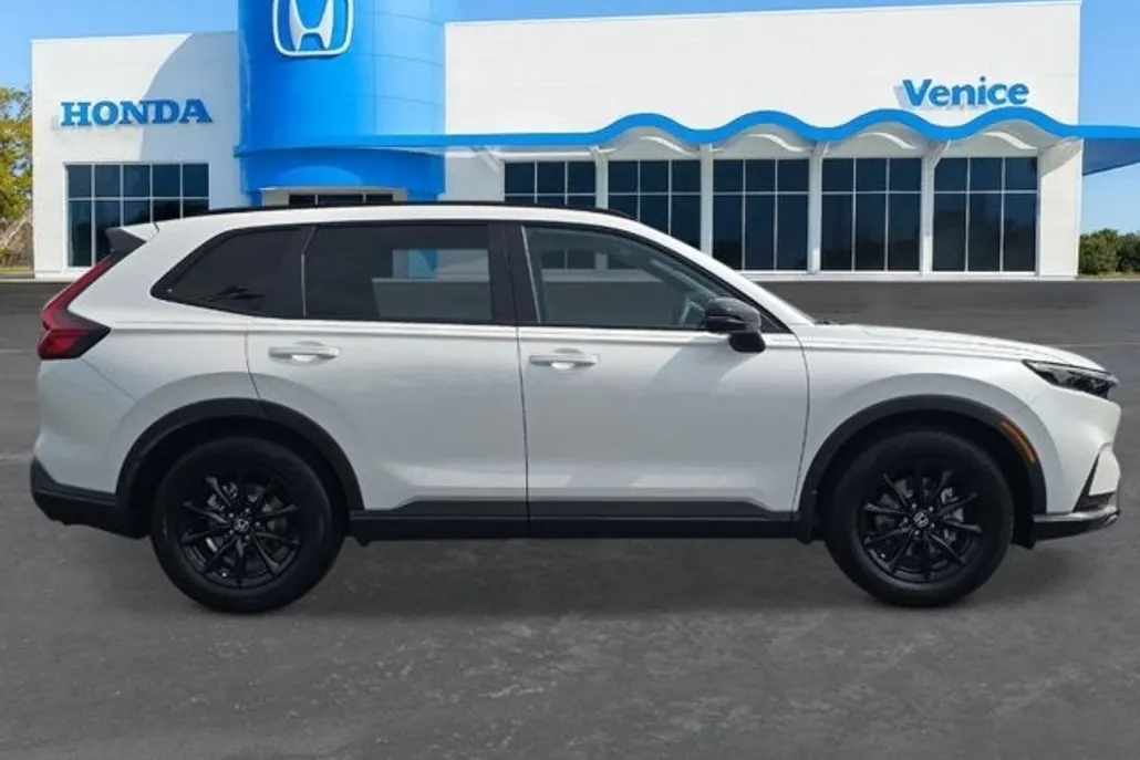 2026 Honda CR-V Hybrid Sport-L photo 1