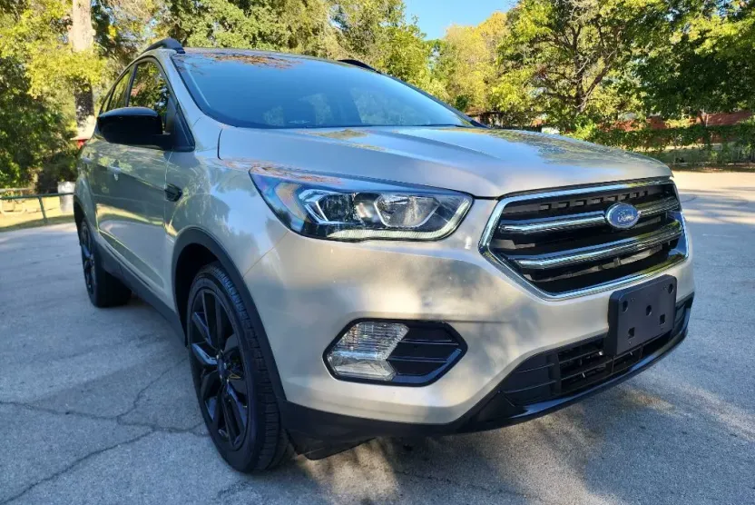 2018 Ford Escape SE photo 1