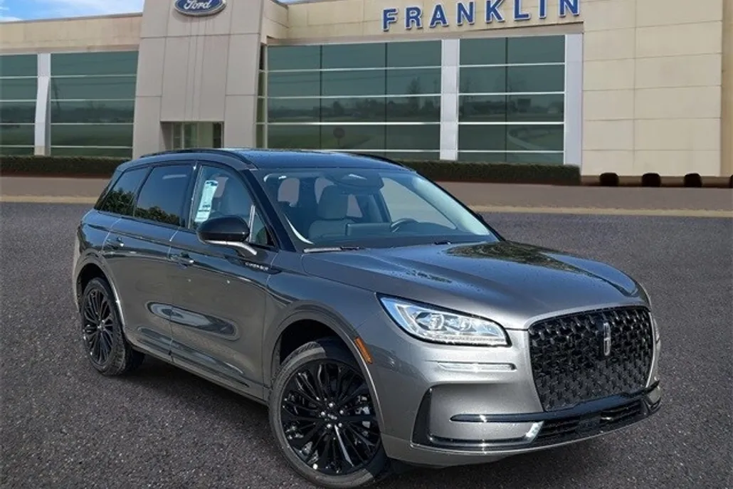 2025 Lincoln Corsair Grand Touring photo 1