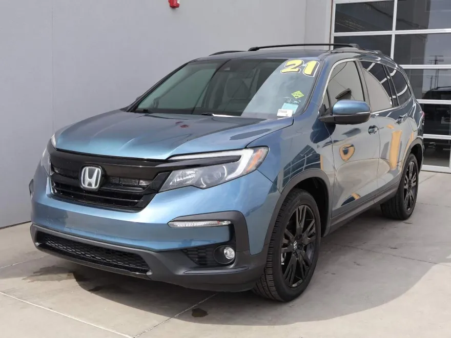 2021 Honda Pilot SE photo 1