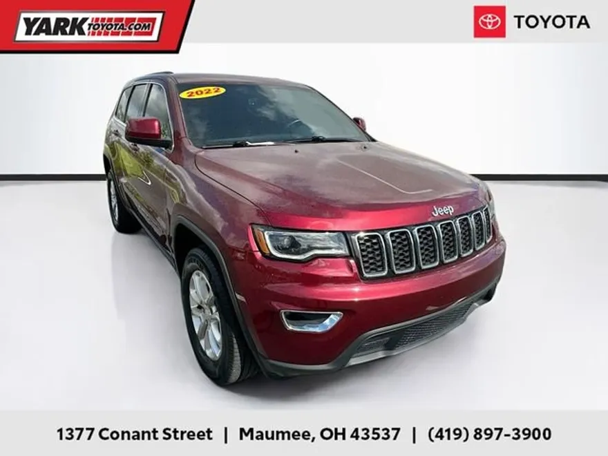 2022 Jeep Grand Cherokee Laredo X photo 1