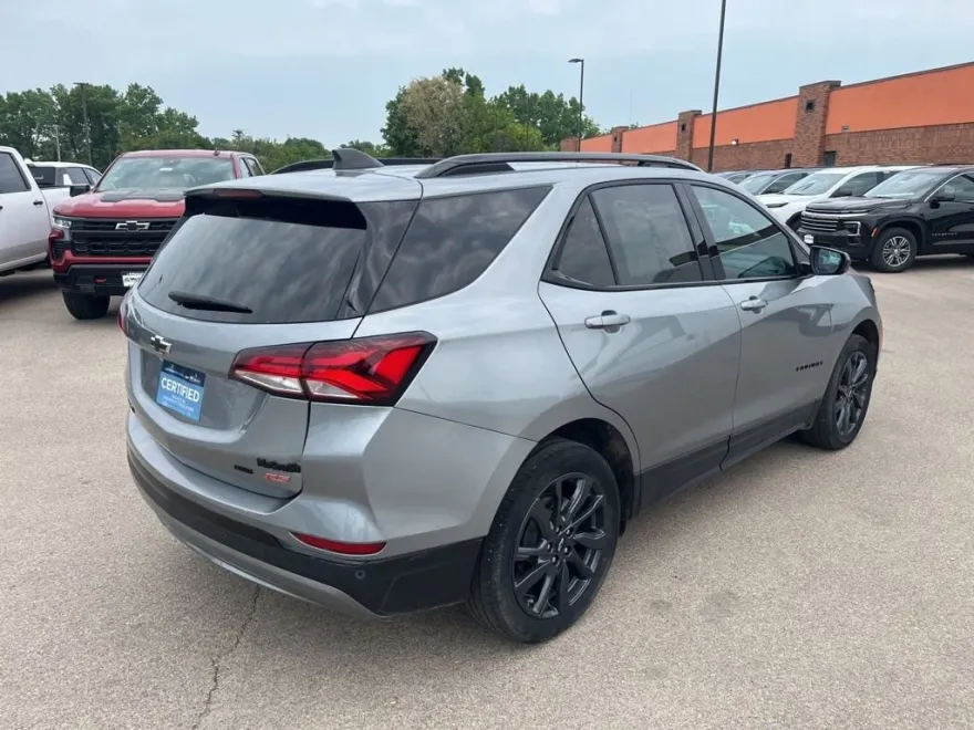 2024 Chevrolet Equinox RS photo 1