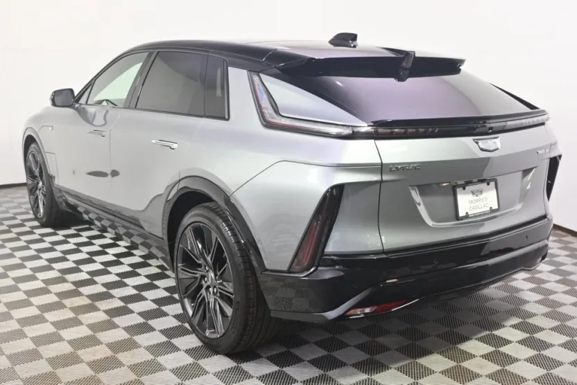 2025 Cadillac Lyriq Sport photo 1